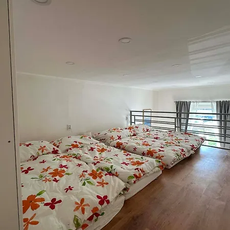 Newapt Right Next To Wenceslas Square 公寓