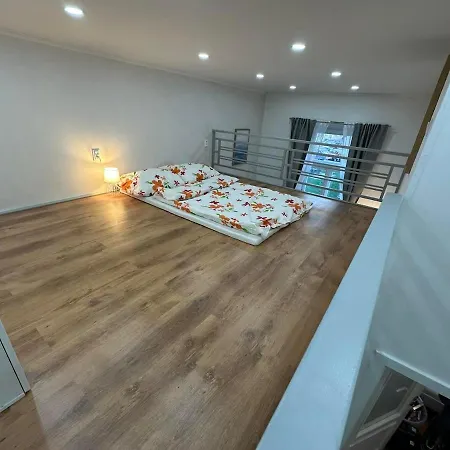 Newapt Right Next To Wenceslas Square 公寓